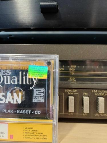 MÜSLÜM GÜRSES TALİHSİZLER SIFIR JELATİNDE KASET