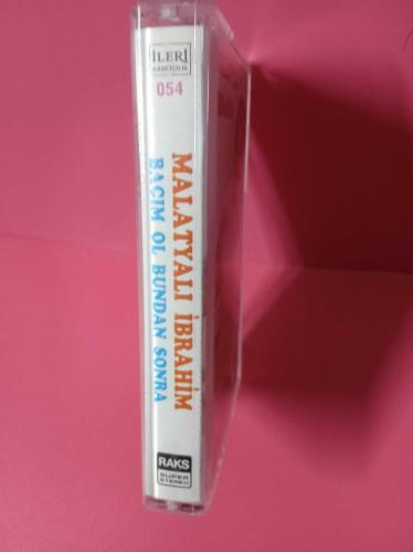 MALATYALI İBRAHİM *  BACIM OL BUNDAN SONRA /   İleri kasetcilik 1990 kağıt baskı / kartonet yeni kaset yüzeyi biraz yıpranık ilğili fotorafa bakınız