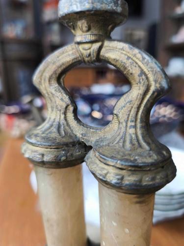 Antika Bronz Şamdan