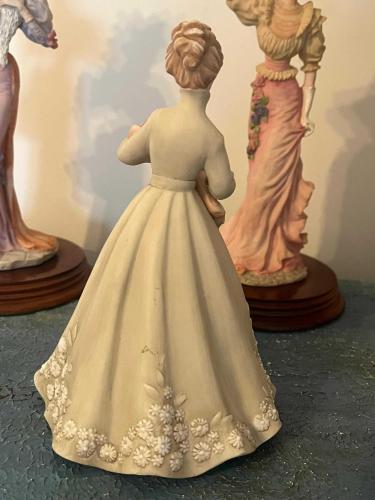 Enesco Anne Çocuk Biblo