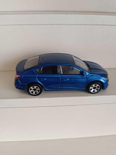 LOT.18 » MATCHBOX  2016 NISSAN SENTRA