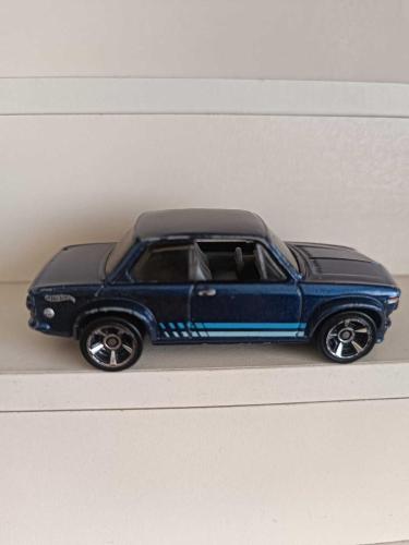 HOTWHEELS  BMW 2002