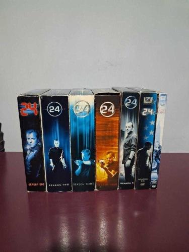 Dvd Film 24 Dizi Sezon 1 2 3 4 5 6 8 Toplam 47 Dvd ilk 4 Sezon Kitap Gibi Digipack Orijinal - Çiziksiz Amerika Baskısı İngilizce Koleksiyon Nadir Arşiv Hergün Yeni ürün
