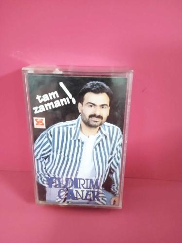 YILDIRIM CANER*   TAM ZAMANI  / KASET  KARTONET TEMİZ VE YENİDİR 1993 cam baskı