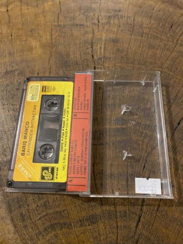 BARIŞ MANÇO - FUL AKSESUAR '88 MANÇO / SAHİBİNDEN İHTİYAÇTAN - KASET