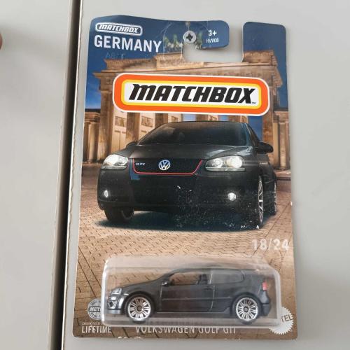 MATCHBOX  VOLKSWAGEN GOLF GTI