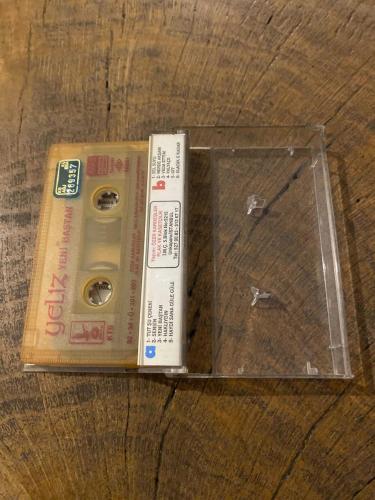 YELİZ - YENİ BAŞTAN / HAKLIYDIN - KASET