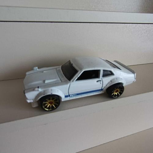 HOTWHEELS  CUSTOM FORD MUSTANG