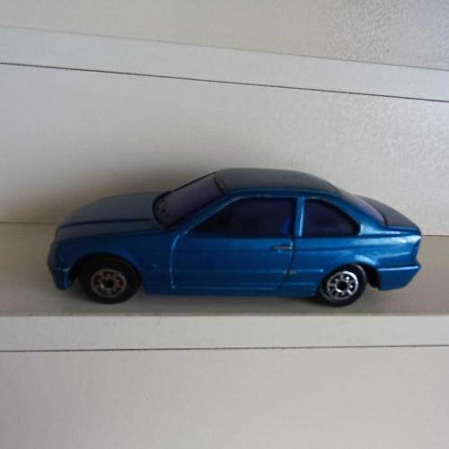 MAISTO  BMW 328i