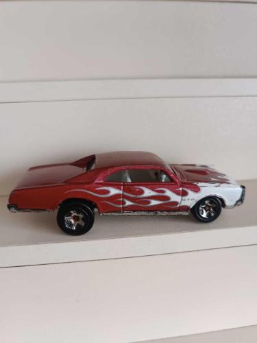 HOTWHEELS  1967 PONTIAC GTO