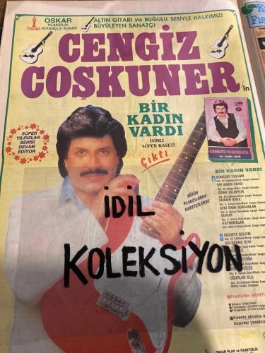 SABAH YILDIZI AKTÜELİTE VE MAGAZİN GAZETESİ - DOĞUM GÜNÜ HEDİYESİ (TURKİSH - NEWSPAPER) - 11 HAZİRAN 1987 - TAM TAKIM 8 SAYFADIR -Cengiz Coşkuner Tam Sayfa Poster-Kadir İnanır-Merih Fırat-Türkan Şoray-Cihan Ünal-Fatoş Sezer-Hülya Avşar-Ferdi Özbeğen-Perihan Savaş-Yılmaz Zafer-Joan Collins-Şakir Öner-Yonca Yücel-Neşe Aksoy-Küçük Emrah-Gönül Yazar-Ercan-Stephanie-Diana-Iris Staube-Erdal-Talay Erker-Kadir İnanır’ın foyası ortaya çıktı-İşte Kadir’in vazgeçemediği çıplak-Antalya macerasının içyüzü 3 üncü sayfamızda-Türkan Şoray koynunda yılan besliyor-Hülya Avşar pusuda-Ferdi Özbeğen’i ağlatan nikah-Damadıyla sevişen ünlü işveren-Eski milli futbolcu B Mehmet’i çıldırtan göğüsler-5 milyonluk poz-Bir Türk’e gönül verdim Ama futbolcu olmasaydı-Türkan Sultan rakibesiyle aynı filmde-Sosyetik kleptoman yemi nasıl yuttu-Gizli nikah açık balayı-Diana’nın gardrobu küçük bir mağaza gibi-Aç gözlü prenses-Eskimeyen eskiler-Joan Collins bir moruktur-Şakir Öner’i zayıflatan kaçamak-Arap yolu beklerim-Neş