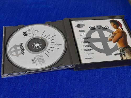 CLUB CLASSIC HITS 80'S   MÜZİK  CD ALBÜM  ( 2 CD )
