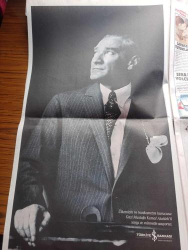 Posta Gazetesi - Turkish Newspaper - 10 Kasım 2017 - Atam biz seni unutmak için sevmedik - Atatürk'ü ölümünün 79. Yılında özlemle anıyoruz - Türk milletine nasip olmuş en büyük dahi yazan Candaş Tolga Işık - Beylikdüzü belediye başkanı Ekrem İmamoğlu Atatürk ve cumhuriyet genci olmaktan onur duyuyorum röportaj -  DEAŞ'a 10 Kasım operasyonu - Recep Tayyip Erdoğan cam filmi yasağı yanlış - Türkiye İş Bankası Atatürk anması tam sayfa - KİPA Migros Atatürk'ü saygıyla anıyoruz - Işık Üniversitesi Atatürk'ü anıyor - Cem Yılmaz oğlum Aleyna Tilki'nin telefonunu istiyor - Recep Tayyip Erdoğan FETÖ'cüleri kastederek neredesiniz dedi - annesi Ali İsmail Korkmaz için koşacak - Ekrem İmamoğlu Trabzon lisesi'ne Atatürk anıtı hediye edeceğiz - televizyon kanalları Atatürk için bugün özel program hazırladı - İlber Ortaylı - Koç holding Atatürk anması tam sayfa - yol ayrımı filmi başrolde Şener Şen tam sayfa ilan - tarihi Karaköy balıkçısı Atatürk anması - Galatasaray'da Lavezzi bombası -10 Kasım 1938