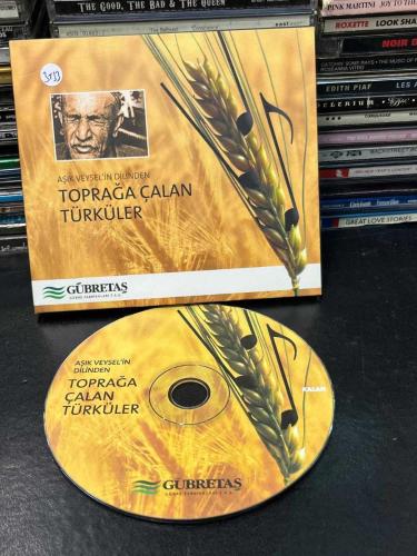 AŞIK VEYSEL'İN DİLİNDEN - TOPRAĞA ÇALAN TÜRKÜLER CD3133