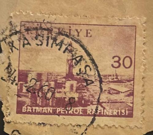 Türk Pulu - Turkish Stamp - Mektup Zarfından Kesilmiş / Postadan Geçmiş Pul Filateli - 1960 DAMGALI - BATMAN PETROL RAFİNERİSİ TEMALI PUL,  30 PARA - Türkiye Cumhuriyeti - NOSTALJİK DOĞUM GÜNÜ HEDİYESİ