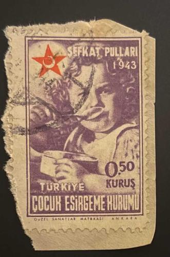 Türk Pulu - Turkish Stamp - Mektup Zarfından Kesilmiş / Postadan Geçmiş Pul Filateli -  DAMGALI - ÇOCUK ESİRGEME KURUMU ŞEFKAT PULLARI 1943,  0.50 KURUŞ - Türkiye Cumhuriyeti - NOSTALJİK DOĞUM GÜNÜ HEDİYESİ