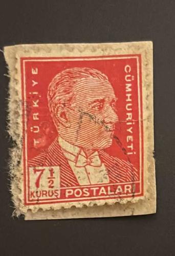 Türk Pulu - Turkish Stamp - Mektup Zarfından Kesilmiş / Postadan Geçmiş Pul Filateli - DAMGALI - ATATÜRK TEMALI PUL,  7 1/2 KURUŞ - Türkiye Cumhuriyeti - NOSTALJİK DOĞUM GÜNÜ HEDİYESİ