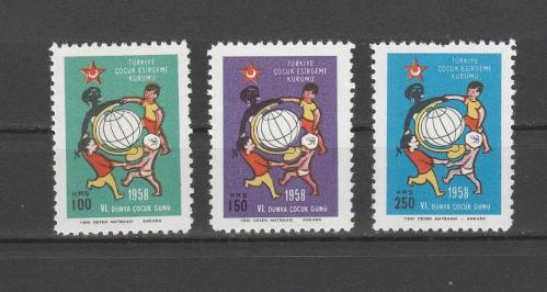 1958 Türkiye Çocuk Esirgeme Kurumu VI.Dünya Çocuk Günü Tam Seri MNH (1-2 Dantel Kısalığı Mevcut)