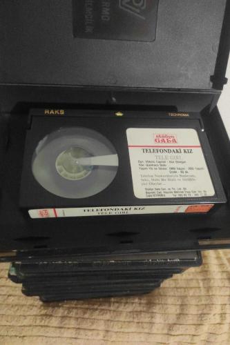 Yalnız Senin İçin ve Telefondaki Kız Betamax 2 adet film