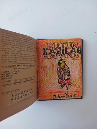 Bugünün Saraylısı - Bütün Kapılar Kapandı [ 1. Baskı - Ciltli ] ( Refik Halid Karay ve Özker Yaşın )