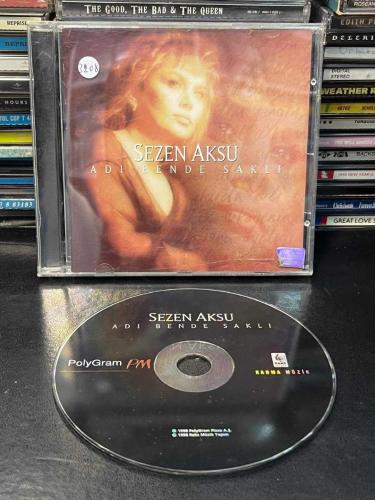 SEZEN AKSU - ADI BENDE SAKLI CD3208