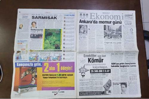 AKŞAM GAZETESİ - 27 MAYIS 2001 - FENERBAHÇE ŞAMPİYON - MUSTAFA DENİZLİ TARİHE GEÇTİ - REHA MUHTAR - HAGİ - ALAATİN METİN - ERCAN AKTUNA - CENGİZ DÖNECEK - HÜSEYİN BAŞTAN, ERCAN TAŞ - FATİH TERİM - TUGAY KERİMOĞLU - SEVİM GÖKYILDIZ - İBRAHİM HAKKI ŞAHİNLER - DENİZ BAYKAL - ANKARA'DA MEMUR YÜRÜYÜŞÜ - ERTUĞ YAŞAR - OTOMOTİVCİ BAŞKAN PERUZZİ YARIŞTA  ÖLDÜ - TOBB GENEL KURULU PARTİ KONGRESİ GİBİ, FUAT MİLAS - DENİZ GÖKÇE - FENERLİ MECNUR'A 3 MİLYAR LİRA CEZA - OKULLU ANARŞİSTLER - SAVAŞ AY - YALÇIN PEKŞEN - SAVAŞ AY - GÜRCÜ ASKERLERİN İSYANI BİTTİ - İKÖ İSRAİL'LE İLİŞKİLERİ KESME KARARI ALDI - AYDIN BOYSAN - ŞAKİR SÜTER - ELİF SÖZEN PETER KOHL DÜĞÜNÜ - EMİN PAZARCI - KEMAL DERVİŞ - BOTAŞ OPERASYONU - AŞKIN NUR YENGİ RÖPORTAJI - NİLÜFER - MUSTAFA DOLU - BANU ALKANIN AİLESİ SOKAKTA KALDI - GALATASARAY 4/0 TRABZONSPOR - LUCESCU'YU AĞLATTILAR - TURGAY RENKLİKURT - OSMAN TANBURACI - DENİZ GÖKÇE - ERCAN AKTUNA - 56 YAŞINDA İKİZ BEBEK DOĞURDU  - CARLOS MENEM - 24 SAYFA EKSİKSİZ