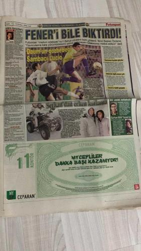 FOTOSPOR SPOR GAZETESİ - TURKISH NEWSPAPER - DOĞUM GÜNÜ HEDİYESİ  - EKSİKSİZ TAM TAKIM GAZETE - 14 ŞUBAT 2006 SALI  ZINEDINE ZIDANE – ALAIN MIGLIACCIO – ROBERTO CARLOS – NICOLAS ANELKA – ALEX DE SOUZA – LUCIANO – PARREIRA – CHRISTOPH DAUM – STJEPAN TOMAS – SASA ILIÇ – MONDRAGON – SONG – SAIDOU – HAKAN ŞÜKÜR – HASAN ŞAŞ – NECATİ ATEŞ – ÜMİT KARAN – TUNCAY ŞANLI – YILDIRAY BAŞTÜRK – ERIK GERETS – ÜNAL AYSAN – TURGAY KIRAN – ÖZHAN CANAYDIN – FARUK SÜREN – ERGUN GÜRSOY – MEHMET CANSUN – REFİK ARKAN – NİHAT ÖZDEMİR – İLHAN CAVCAV – UĞUR BORAL – SERGEN YALÇIN – TÜMER METİN – JUN – GÖKHAN GÜLEÇ – AHMED HASSAN – İBRAHİM ÜZÜLMEZ – SINAN VARDAR  ZIDANE İÇİN BOMBA TEKLİF: MENAJER MİGLIACCIO FENERBAHÇE’YE KİRALIK PLAN HAZIRLIYOR – 100. YILDA DEV HEDEFLER – PSG’DEN TIGANA’YA SINIRSIZ BÜTÇE – TRABZONSPOR’DA ALİ GÜZELDAL GÜNÜN ADAMI – GALATASARAY’DA GERETS: “ŞAMPİYON OLUNSA BİLE GİDERİM” – MALİ KRİZ VE BOYKOTLARA RAĞMEN ASLANLAR KÜKREDİ – CANAYDIN TEKRAR ADAY OLMAYACAK – GÜRSOY: “İÇERDEN VURULDUK” –