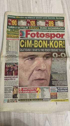 FOTOSPOR SPOR GAZETESİ - TURKISH NEWSPAPER - DOĞUM GÜNÜ HEDİYESİ  - EKSİKSİZ TAM TAKIM GAZETE 20 ŞUBAT 2006 PAZARTESİ  ÖZLEM TEZCAN – ENDAL AKDENİZ – MEHMET TORUN – NICOLAS ANELKA – MARCO AURELIO – ÜMİT ÖZAT – ERIK GERETS – ÖZHAN CANAYDIN – HAKAN ŞÜKÜR – HASAN ŞAŞ – NECATİ ATEŞ – ÜMİT KARAN – STJEPAN TOMAS – SASA ILIÇ – MONDRAGON – SONG – SAIDOU – SERGEN YALÇIN – TÜMER METİN – JUN – GÖKHAN GÜLEÇ – AHMED HASSAN – İBRAHİM ÜZÜLMEZ – TURGAY KIRAN – SELAHATTİN BEYAZIT – ADNAN POLAT – ONAL AYSAL – MUSTAFA SARIGÜL – ERGUN GÜRSOY – FARUK SÜREN – MEHMET CANSUN – ALİ DURÜST – CENGİZ ÖZYALÇIN – OSMAN GÜNERİ – NİHAT KAHVECİ – FATİH TEKKE – GÖKDENİZ KARADENİZ – JEFFERSON – LEE – TUĞRUL DEMİR – ATİLLA BİRLİK – CIHAN HASPOLATLI  ÖZLEM TEZCAN İDDAA’NIN KRALİÇESİ – 20 GÜNLÜK YARIŞMADA BİRİNCİ – ENDAL AKDENİZ İKİNCİ, MEHMET TORUN ÜÇÜNCÜ – TRABZONSPOR GAZİANTEPSPOR’U SZYMOWIAK VE DJOKAL’İN GOLLERİYLE 2-0 YENDİ – UEFA KUPASI İDDİASI DEVAM EDİYOR – FENERBAHÇE ANKARASPOR’A 2-1 MAĞLUP OLDU, İLK YENİLGİ – ANE