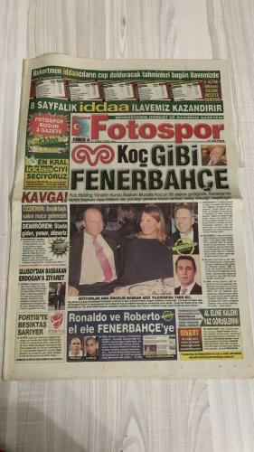 FOTOSPOR SPOR GAZETESİ - TURKISH NEWSPAPER - DOĞUM GÜNÜ HEDİYESİ  - EKSİKSİZ TAM TAKIM GAZETE - 21 ŞUBAT 2006 SALI  ÖZLEM TEZCAN – ENDAL AKDENİZ – MEHMET TORUN – NICOLAS ANELKA – MARCO AURELIO – ÜMİT ÖZAT – ERIK GERETS – ÖZHAN CANAYDIN – HAKAN ŞÜKÜR – HASAN ŞAŞ – NECATİ ATEŞ – ÜMİT KARAN – STJEPAN TOMAS – SASA ILIÇ – MONDRAGON – SONG – SAIDOU – SERGEN YALÇIN – TÜMER METİN – JUN – GÖKHAN GÜLEÇ – AHMED HASSAN – İBRAHİM ÜZÜLMEZ – TURGAY KIRAN – SELAHATTİN BEYAZIT – ADNAN POLAT – ONAL AYSAL – MUSTAFA SARIGÜL – ERGUN GÜRSOY – FARUK SÜREN – MEHMET CANSUN – ALİ DURÜST – CENGİZ ÖZYALÇIN – OSMAN GÜNERİ – NİHAT ÖZDEMİR – FİKRET ORMAN – SÜLEYMAN SEBA – MUSTAFA KOÇ – ALİ KOÇ – AZİZ YILDIRIM – JOSE KLEBERSON – LUIS FELIPE VIEIRA – GEOVANNI MAURICO – HALUK ULUSOY – RECEP TAYYİP ERDOĞAN – MEHMET ALİ ŞAHİN  REKORTMEN İDDAACILAR: ÖZLEM TEZCAN 190.94 ORANLA BİRİNCİ, ENDAL AKDENİZ İKİNCİ, MEHMET TORUN ÜÇÜNCÜ – TRABZONSPOR GAZİANTEPSPOR’U SZYMOWIAK VE DJOKAL’İN GOLLERİYLE 2-0 YENDİ – FENERBAHÇE ANKARASPOR