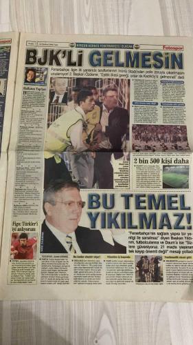 FOTOSPOR SPOR GAZETESİ - TURKISH NEWSPAPER - DOĞUM GÜNÜ HEDİYESİ  - EKSİKSİZ TAM TAKIM GAZETE - 21 ŞUBAT 2006 SALI  ÖZLEM TEZCAN – ENDAL AKDENİZ – MEHMET TORUN – NICOLAS ANELKA – MARCO AURELIO – ÜMİT ÖZAT – ERIK GERETS – ÖZHAN CANAYDIN – HAKAN ŞÜKÜR – HASAN ŞAŞ – NECATİ ATEŞ – ÜMİT KARAN – STJEPAN TOMAS – SASA ILIÇ – MONDRAGON – SONG – SAIDOU – SERGEN YALÇIN – TÜMER METİN – JUN – GÖKHAN GÜLEÇ – AHMED HASSAN – İBRAHİM ÜZÜLMEZ – TURGAY KIRAN – SELAHATTİN BEYAZIT – ADNAN POLAT – ONAL AYSAL – MUSTAFA SARIGÜL – ERGUN GÜRSOY – FARUK SÜREN – MEHMET CANSUN – ALİ DURÜST – CENGİZ ÖZYALÇIN – OSMAN GÜNERİ – NİHAT ÖZDEMİR – FİKRET ORMAN – SÜLEYMAN SEBA – MUSTAFA KOÇ – ALİ KOÇ – AZİZ YILDIRIM – JOSE KLEBERSON – LUIS FELIPE VIEIRA – GEOVANNI MAURICO – HALUK ULUSOY – RECEP TAYYİP ERDOĞAN – MEHMET ALİ ŞAHİN  REKORTMEN İDDAACILAR: ÖZLEM TEZCAN 190.94 ORANLA BİRİNCİ, ENDAL AKDENİZ İKİNCİ, MEHMET TORUN ÜÇÜNCÜ – TRABZONSPOR GAZİANTEPSPOR’U SZYMOWIAK VE DJOKAL’İN GOLLERİYLE 2-0 YENDİ – FENERBAHÇE ANKARASPOR