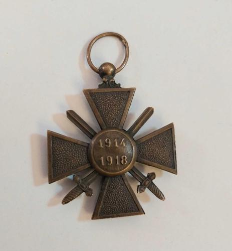 Birinci Dünya Savaşı Fransız  Madalya, Fransa tarafından verilen Croix de Guerre (Savaş Haçı) adlı askeri madalya.      Bu madalya, I. Dünya Savaşı (1914–1918)  sırasında gösterilen kahramanlıkları ödüllendirmek için oluşturulmuştur.   Madalyanın ön yüzünde 