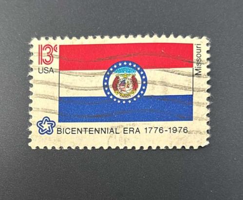 Amerika Birleşik Devletleri Pulu - Unıted States Stamp - Postadan Geçmiş Pul Filateli - Damgalı - Eyalet Bayrakları Serisi - Missouri - Amerika Birleşik Devletleri'nin 200. Yıl Dönümü, 1776-1976 Temalı Pul  - YABANCI PULLAR-NOSTALJİK DOĞUM GÜNÜ HEDİYESİ