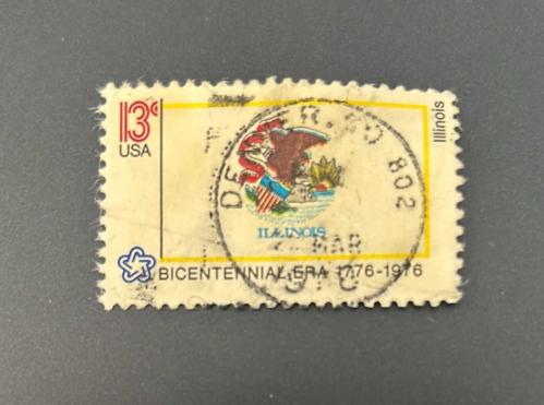 Amerika Birleşik Devletleri Pulu - Unıted States Stamp - Postadan Geçmiş Pul Filateli - Damgalı - Eyalet Bayrakları Serisi - Illinois - Amerika Birleşik Devletleri'nin 200. Yıl Dönümü, 1776-1976 Temalı Pul  - YABANCI PULLAR-NOSTALJİK DOĞUM GÜNÜ HEDİYESİ