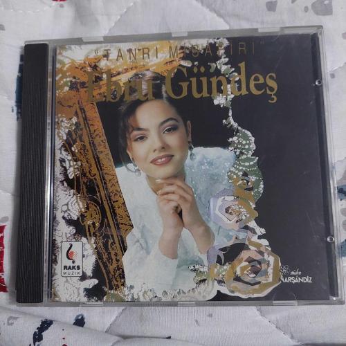 Ebru gündeş tanrı misafiri 90lar nadir CD