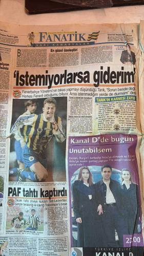 FANATİK SPOR GAZETESİ - TURKISH NEWSPAPER - DOĞUM GÜNÜ HEDİYESİ  - EKSİKSİZ TAM TAKIM GAZETE - 23 ARALIK 1997 - SAYI: 765 - MURAT ÖZARYN - CİLDEM IŞIN - TARIK - ELVİR BOLİÇ - FEVZİ TUNCAY - RASİM KARA - ŞADAN KALKAVAN - HALUK ULUSOY - METİN KEÇELİ - ALİ ŞEN - AZİZ YILMAZ - GÖKHAN GÜÇKAYA - GERÇEK SPOR GAZETESİ - FANATİK - ALPAY TOPUN AĞZINDA - SUÇ LİSTESİ KABARIK - TARIK’IN İSYANI - FUTBOLUMUZDA ÇİFTE NİKAH - MER ULUSOY FARKLI KAZANDI - TOSHACK’LA 2 YIL DAHA - 1 MADALYA 53 MİLYAR - ALİ ŞEN’E “KAL” BASKISI - KANARYA TRİBÜN VE HASILATTA LİDER - TAYFUN’DAN İTİRAFLAR - İSTEMİYORLARSA GİDERİM - TARIK’IN KARNESİ ZAYIF - PAF TAHTI KAPTIRDI - FENERBAHÇE - BEŞİKTAŞ - GALATASARAY - TRABZONSPOR - BURSA - KOCAELİ - İSTANBULSPOR - GAZİANTEPSPOR - GENÇLERBİRLİĞİ - ANTALYASPOR - SAMSUNSPOR - SARIYER - ALTAY - ANKARAGÜCÜ - ÇANAKKALE DARDANEL - VANSPOR - DENİZLİSPOR - ZEYTİNBURNU