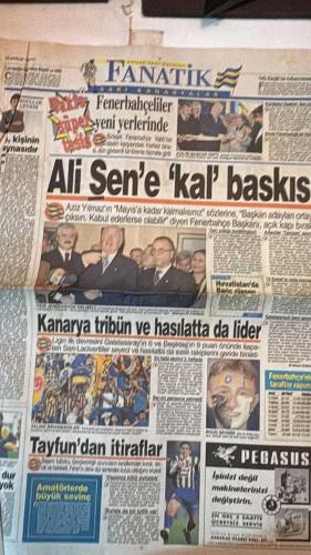 FANATİK SPOR GAZETESİ - TURKISH NEWSPAPER - DOĞUM GÜNÜ HEDİYESİ  - EKSİKSİZ TAM TAKIM GAZETE - 23 ARALIK 1997 - SAYI: 765 - MURAT ÖZARYN - CİLDEM IŞIN - TARIK - ELVİR BOLİÇ - FEVZİ TUNCAY - RASİM KARA - ŞADAN KALKAVAN - HALUK ULUSOY - METİN KEÇELİ - ALİ ŞEN - AZİZ YILMAZ - GÖKHAN GÜÇKAYA - GERÇEK SPOR GAZETESİ - FANATİK - ALPAY TOPUN AĞZINDA - SUÇ LİSTESİ KABARIK - TARIK’IN İSYANI - FUTBOLUMUZDA ÇİFTE NİKAH - MER ULUSOY FARKLI KAZANDI - TOSHACK’LA 2 YIL DAHA - 1 MADALYA 53 MİLYAR - ALİ ŞEN’E “KAL” BASKISI - KANARYA TRİBÜN VE HASILATTA LİDER - TAYFUN’DAN İTİRAFLAR - İSTEMİYORLARSA GİDERİM - TARIK’IN KARNESİ ZAYIF - PAF TAHTI KAPTIRDI - FENERBAHÇE - BEŞİKTAŞ - GALATASARAY - TRABZONSPOR - BURSA - KOCAELİ - İSTANBULSPOR - GAZİANTEPSPOR - GENÇLERBİRLİĞİ - ANTALYASPOR - SAMSUNSPOR - SARIYER - ALTAY - ANKARAGÜCÜ - ÇANAKKALE DARDANEL - VANSPOR - DENİZLİSPOR - ZEYTİNBURNU