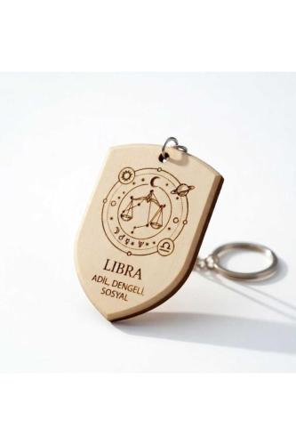 Terazi Libra Burcu Ahşap Anahtarlık Takımyıldızı İsim Yazılabilir