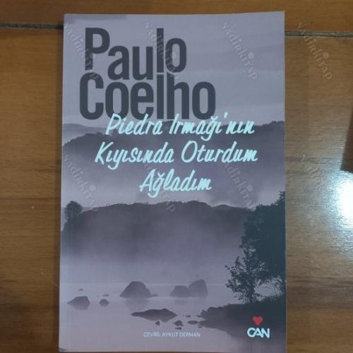 Piedra Irmağı'nın Kıyısında Oturdum Ağladım