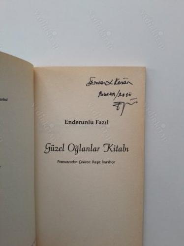 Güzel Oğlanlar Kitabı