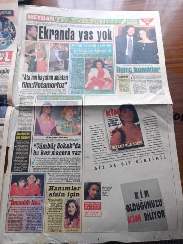 Meydan Gazetesi - Turkish Newspaper - 10 Kasım 1993 - Atatürk'ü hem anıyoruz hem arıyoruz - Atatürk karikatürü çizen Ergin Asyalı - 55 yıl önce 10 Kasım 1938 günü kaybettiğimiz büyük Atatürk'ün emaneti olan ülke beceriksiz ve basiretsiz yöneticiler sayesinde ne hale geldi - tarih Atatürk'ün adını silinmeyen harflerle yazmıştır - Ecelcor Atatürk çok büyük bir komutan ve politik bir dehadır - Süleyman Demirel Atatürk sonsuza kadar zihinlerde yaşayacak - Gazete Del Pololo İtalya Atatürk'ün ölümüyle dünya büyük bir liderini kaybetmiştir - Türkiye'nin en zengin adamlarından Ekrem dürüst garip bir şekilde intihar etti fotoğraf - Prenses Diana'nın bu pozu sarayda şok etkisi yarattı - Jean Paul Belmondo'nun kızı Patricia Yanarak Öldü - Atatürk'ün hayatını anlatan film Metamorfoz - Mahir Günşiray Metamorfoz filminde fotoğraf - Safiye Ayla işte müzik işte eğlencede Atatürk'ün sevdiği şarkıları söyleyecek bize Atatürk'ü anlatacak fotoğraf - Atatürk'ün son günleri sarı zeybek  - 10 Kasım 1938