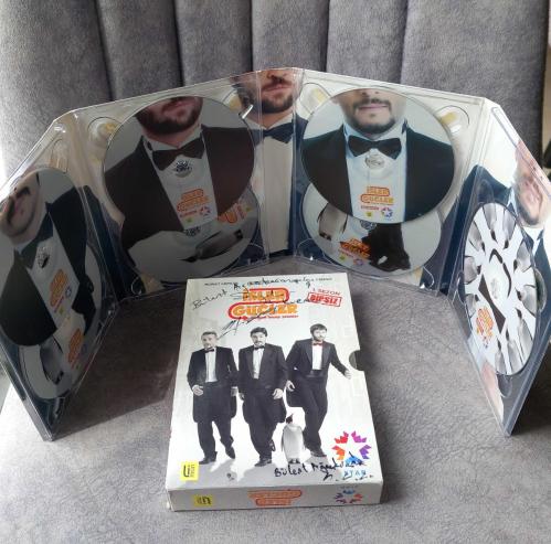 İŞLER GÜÇLER 1.SEZON BİPSİZ 7 DVD 13 BÖLÜM.  İMZALI İTHAFLI.  KOLEKSİYONLUK NADİR