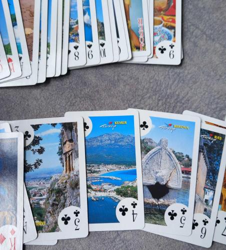 KESKİN COLOR TÜRKİYE TARİHİ VE DOĞA GÜZELLİKLERİ TEMALI İSKAMBİL KAĞIT DESTESİ. SIFIR  JELATİNİNDE KONDİSYON YÜKSEK KOLEKSİYONLUK NADİR