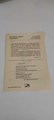 9 Aralık 2015-Orijinal Takvim Yaprağı-Doğum Günü-Söz,Nişan,Nikâh,Düğün ve Önemli Günler Hediyesi-Nesin Vakfı Takvimi-Kuyumcular caddesinden senetle iki nişan yüzüğü alıyor (1939). Markopaşa'nın 3. sayısı çıkıyor, 15 bin basılmış (1946). All Baba'nım 3. sayısı çıkıyor, Aziz Nesin hapiste (1947). Çapa Nöroloji Kliniğinde 