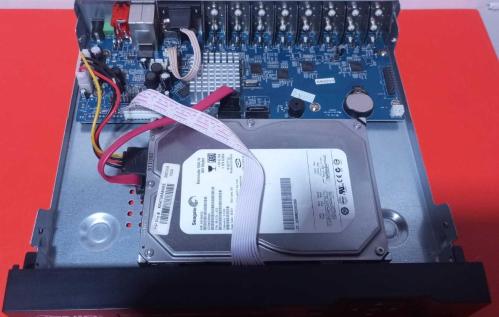Avenir AV-TC16 16 Kanal DVR Kayıt Cihazı (Cepten izleme,360GB Disk ,Adaptör ve Mouse dahil)