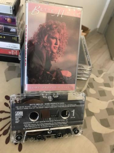 BETTE MIDLER - SOME PEOPLES LIVES