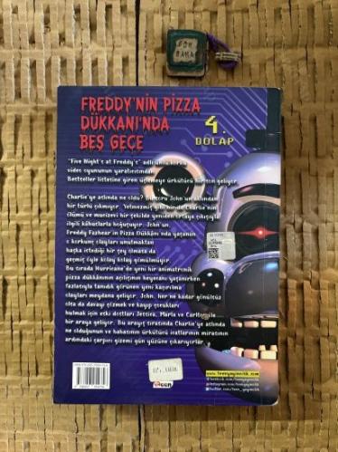 FREDDYİN PİZZA DÜKKANINDA BEŞ GECE -3. Kitap- 4. DOLAP