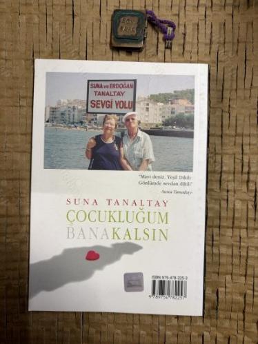 Çocukluğum Bana Kalsın - İmzalı ve İthaflı