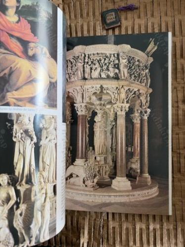 Tuscany - Its History Art And Natural Beauty 382 Colour Photos 3 Maps Tuscany and Its Treasures