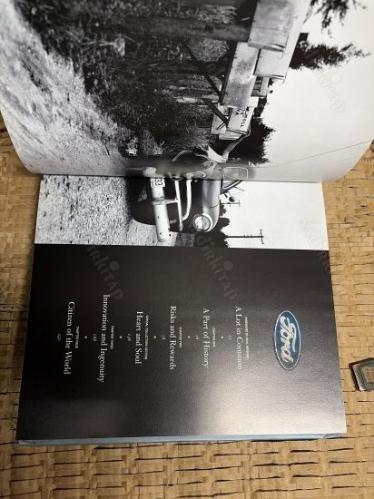 THE FORD CENTURY - Ford Motor Company 100 Years - Ciltli
