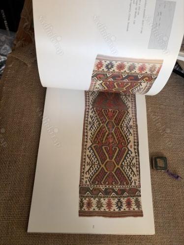 Josephine Powell collection: Kilim örnekleri = Josephine Powell collection: Examples from kilims